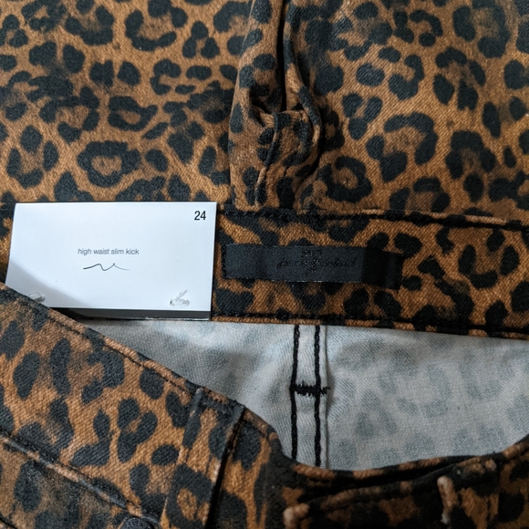 7 For All Mankind High Waist Slim Kick, 24 - Picture 11 of 15